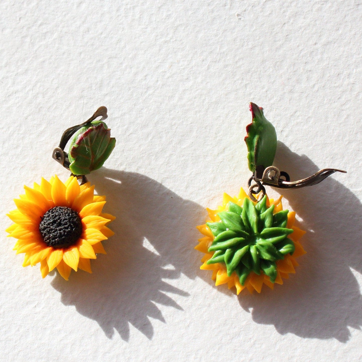 Radiant Flower: Sunflower & Leaf Сlips Polymer Clay.