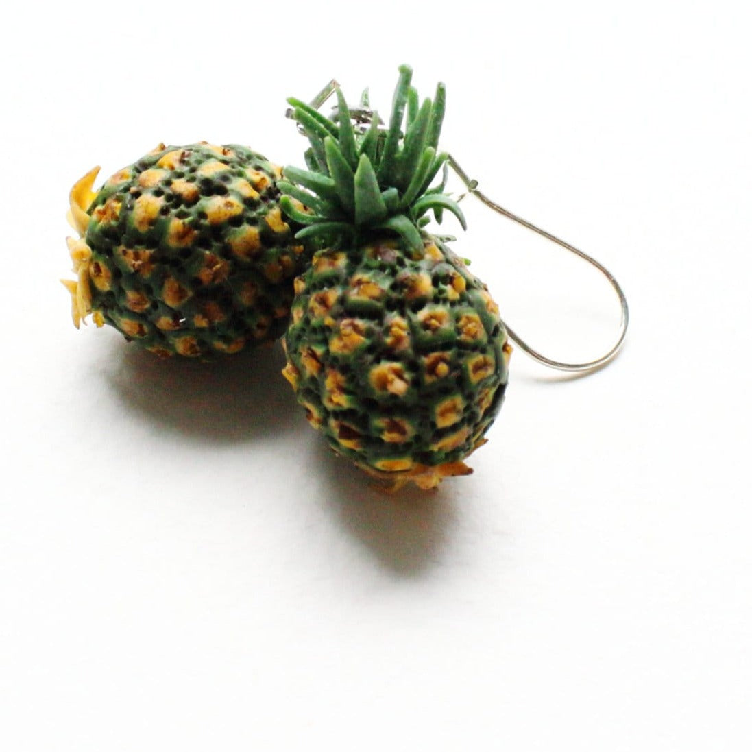 Tropical Chic: Pineapple Earrings Polymer Clay.