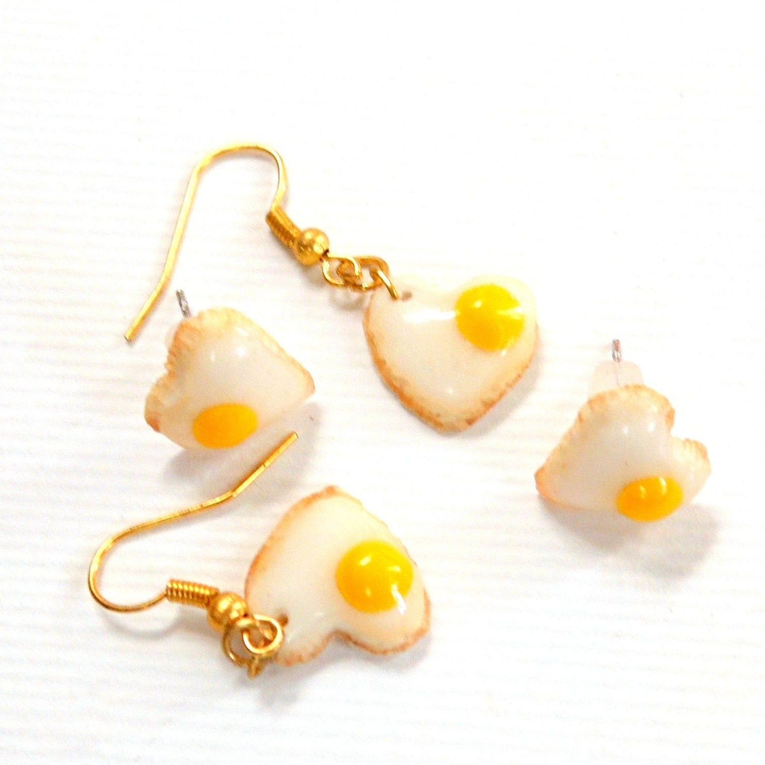 Cute Hearts: Fried Eggs Earrings Polymer Clay.