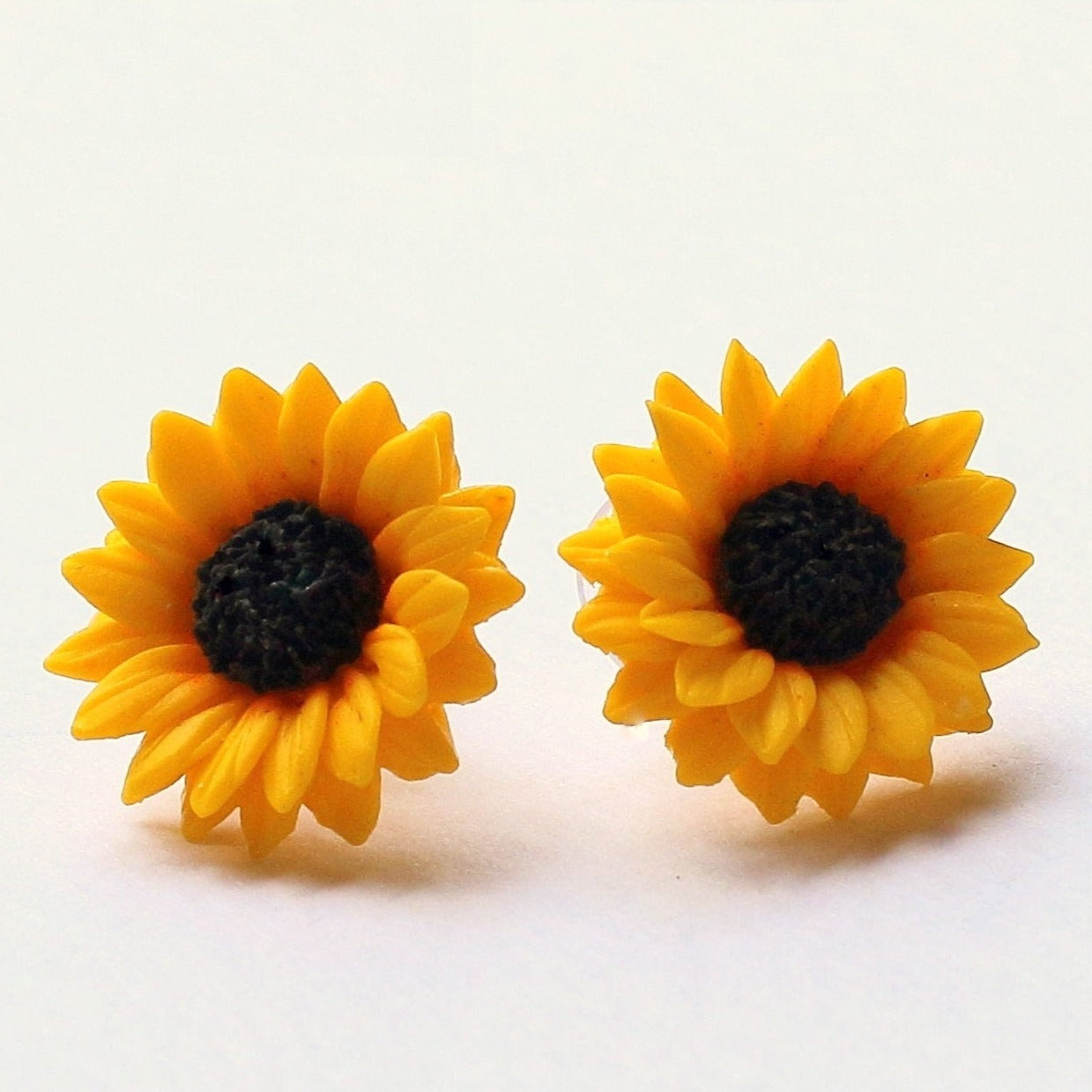 Sunny Smile: Sunflower Earrings Polymer Clay.