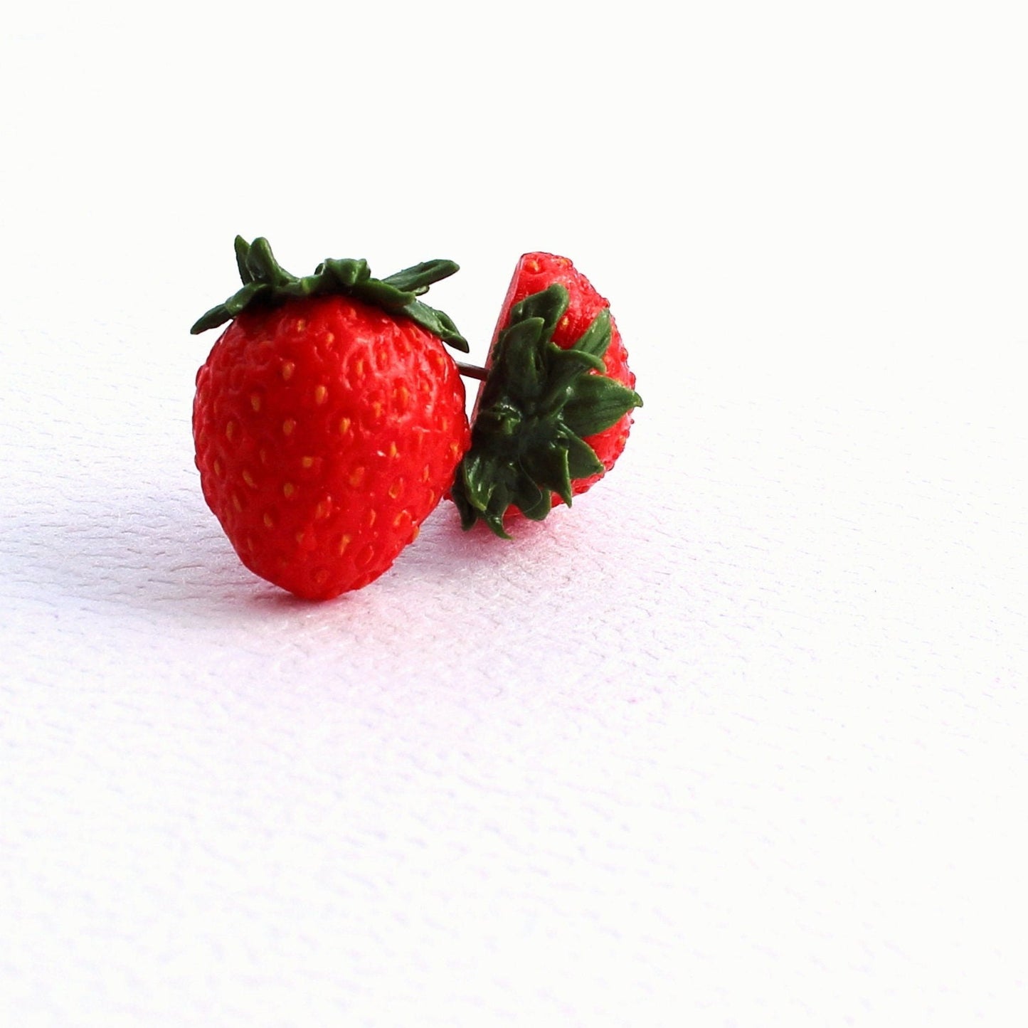 Flavor Explosion : Strawberry Earrings Polymer Clay.