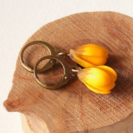 Golden Rays: Crocus Earrings Polymer Clay.