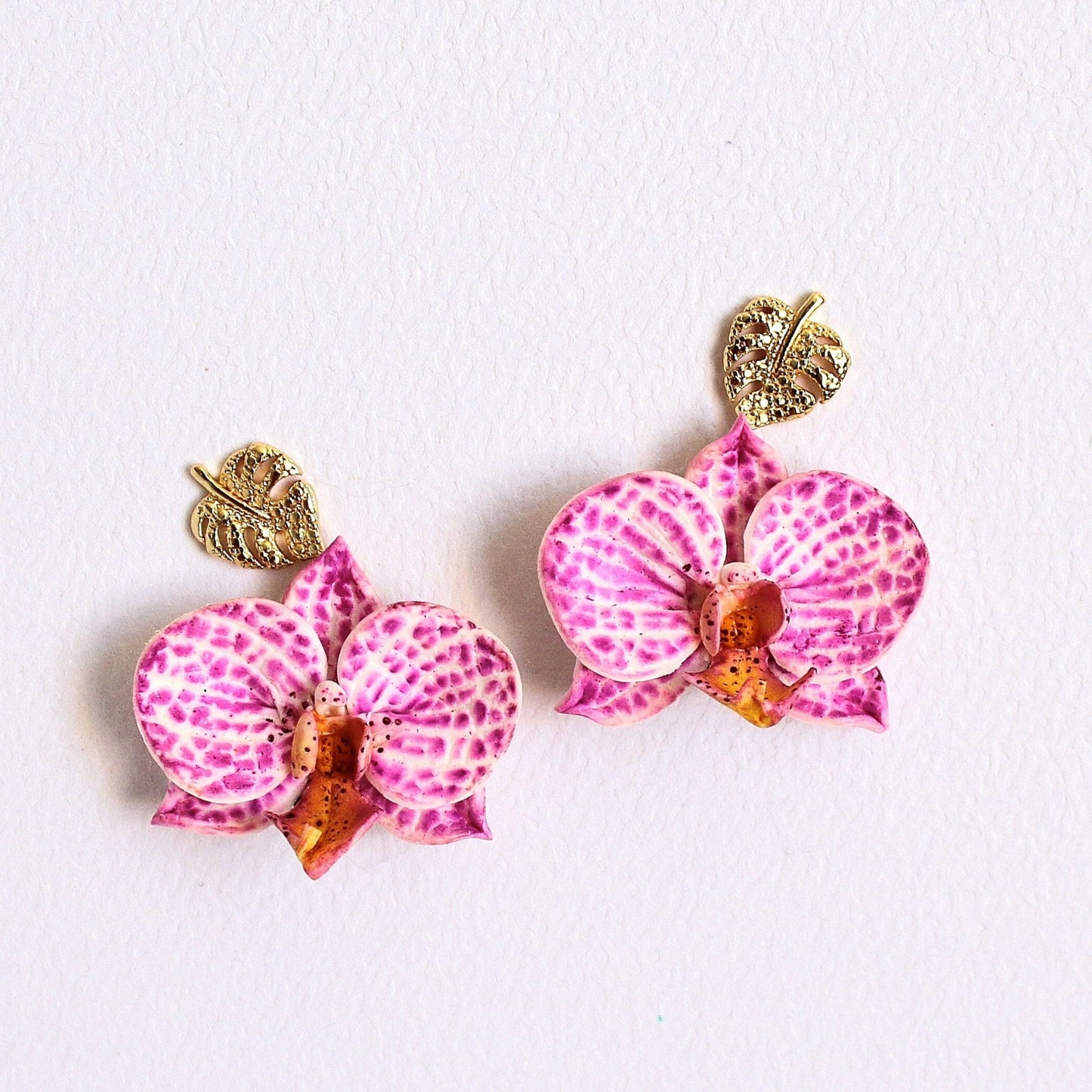 Blossoming Fantasy : Orchid Earrings Polymer Clay.