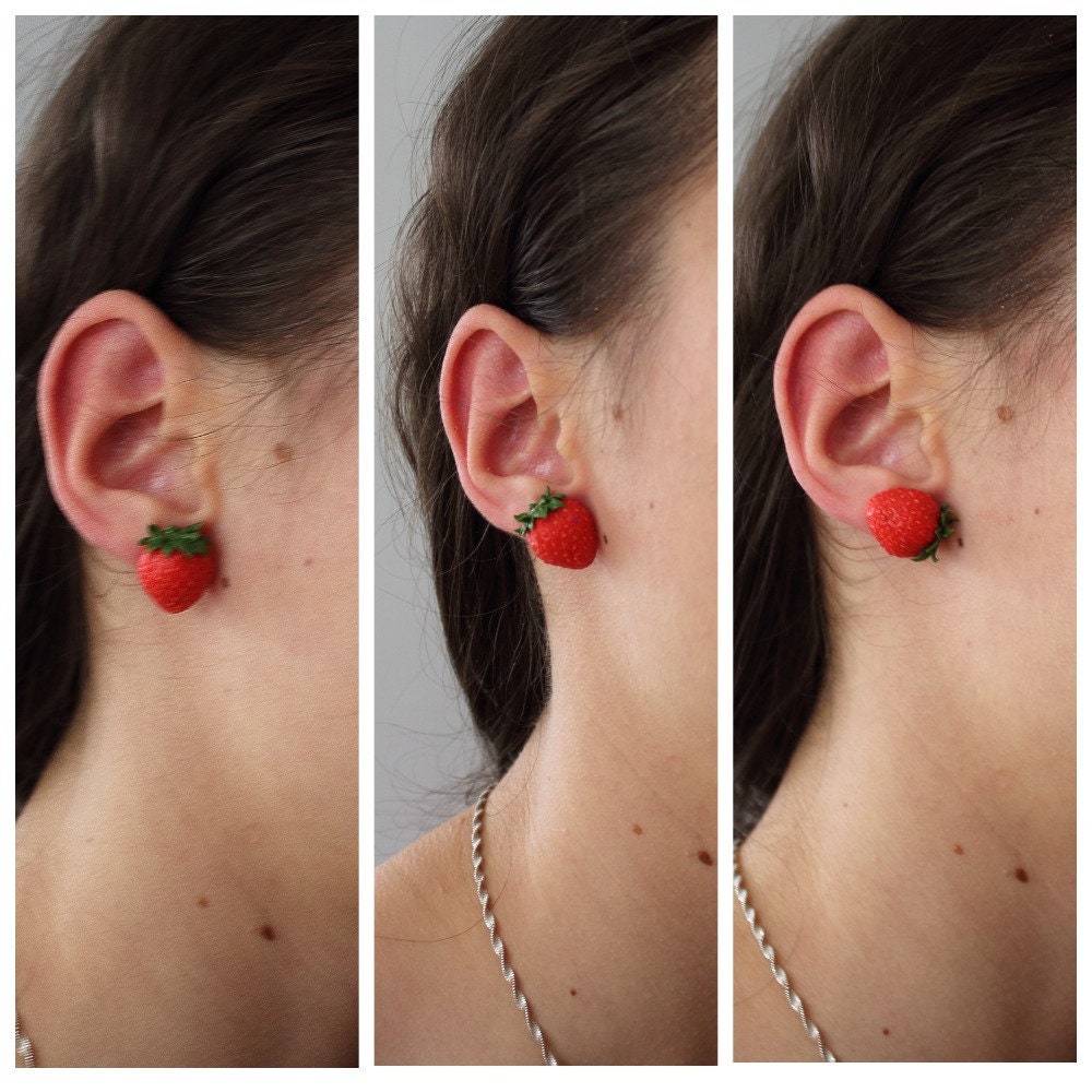 Flavor Explosion : Strawberry Earrings Polymer Clay.