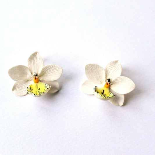 Dream Petals: Orchid Earrings Polymer Clay.